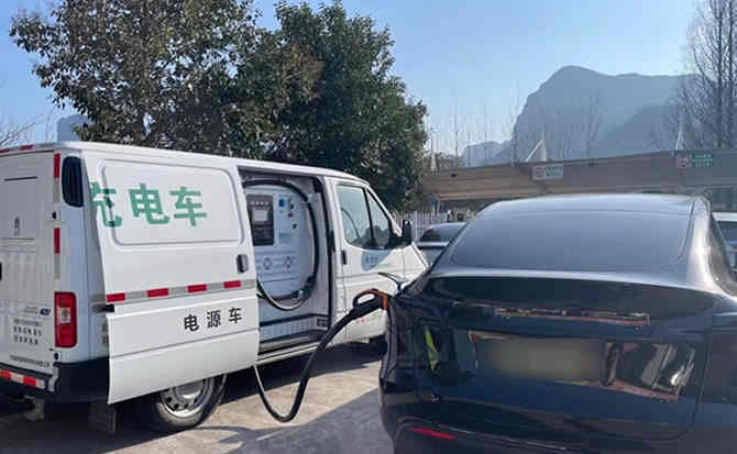 印台区汽车搭电